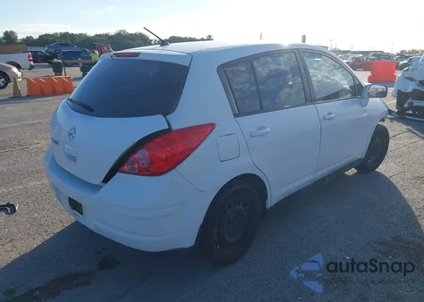2009 Nissan Versa 1.8S z USA, uszkodzony, nr VIN 3N1BC13E59L396118